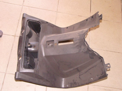 kryt pred nohy a riditek - plast - Kingway